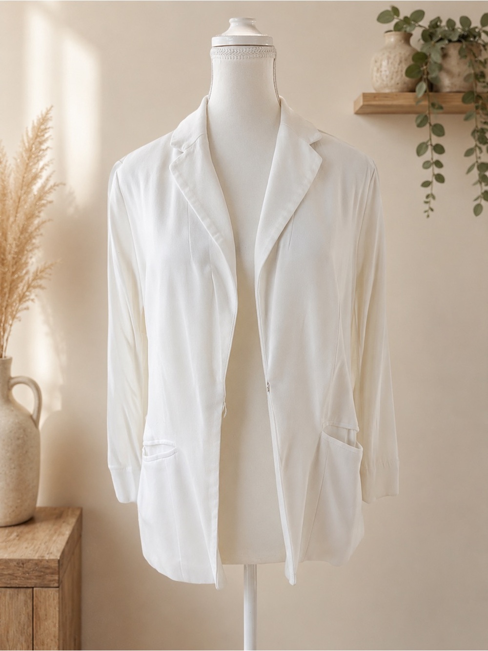 New York & Company White Open Front Ruched Sleeve Blazer Jacket L
